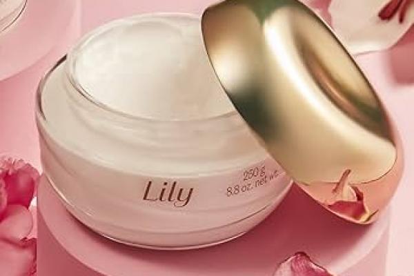 Crème Satinée Hydratante Lily – 250 g